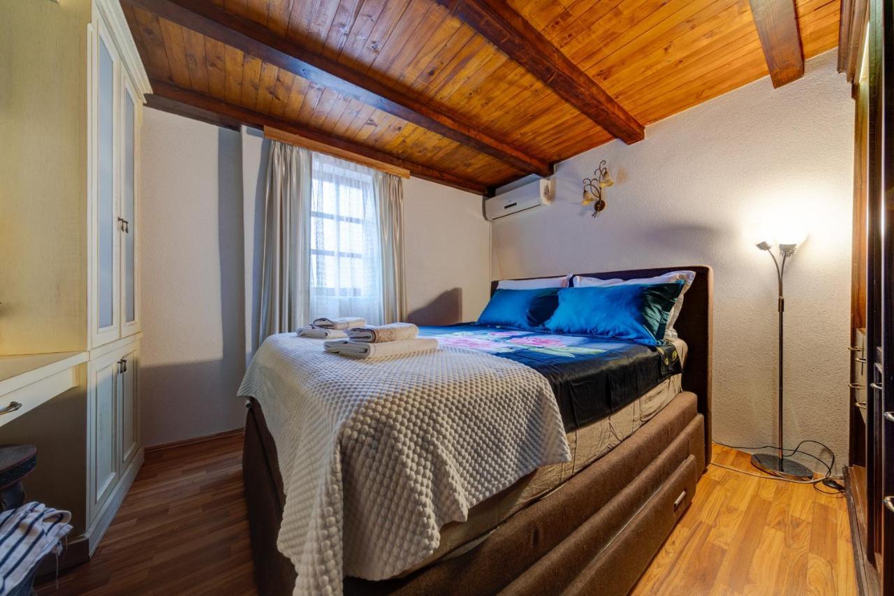 Vincenza Apartment Kotor Buitenkant foto